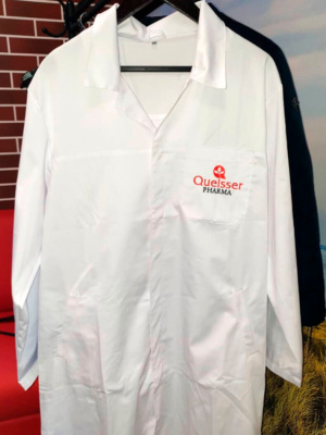 медицинский халат с логотипом